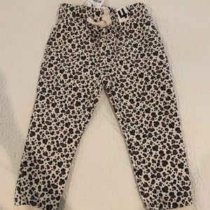 Cotton On Kids. NWT size 4. Fleece inside, leopard pattern.